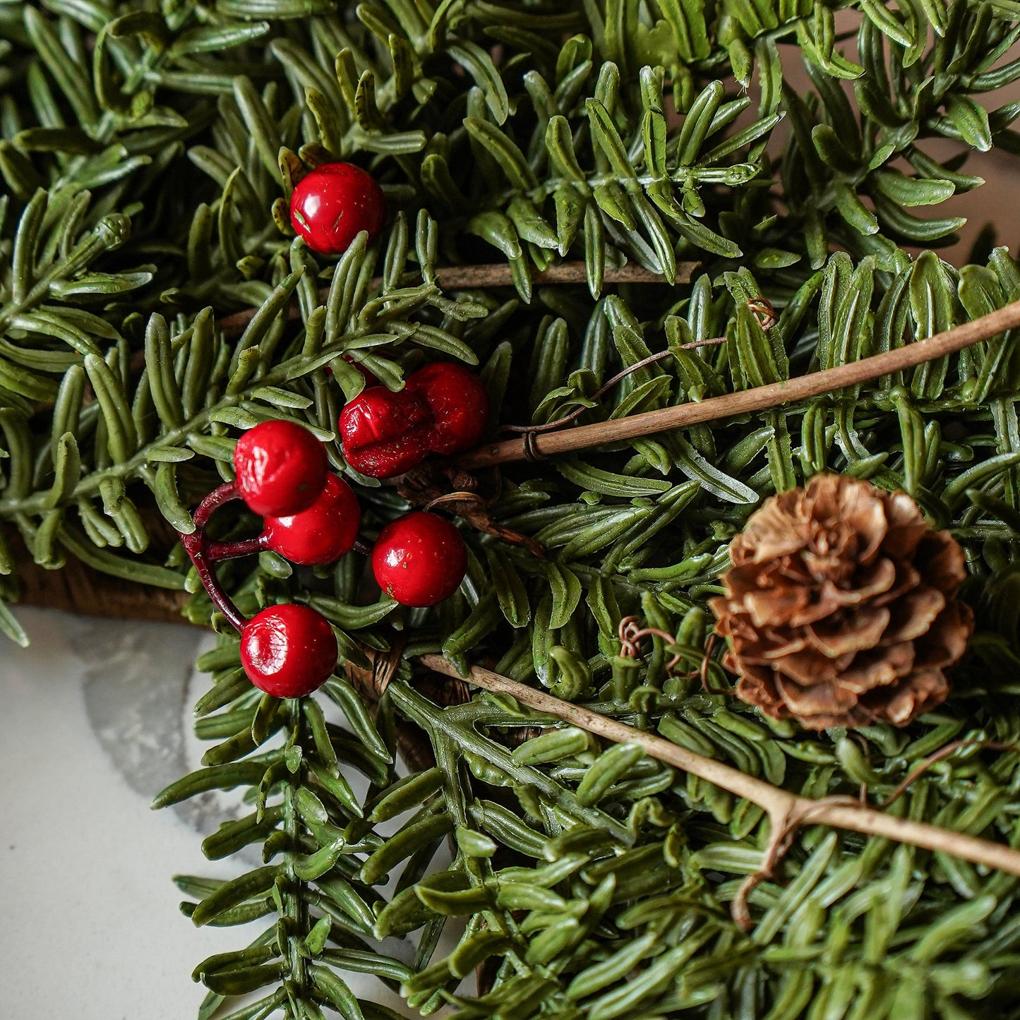 Real Touch Pine Berry Candle Ring