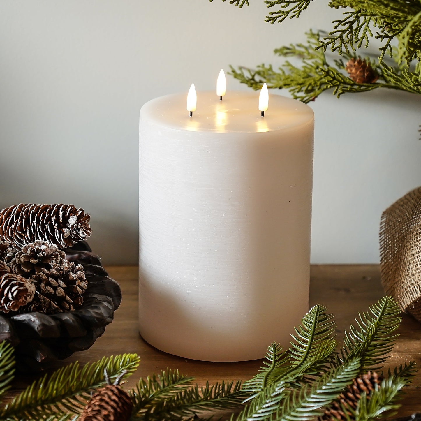 Flameless Triple Wick Candle | Linen