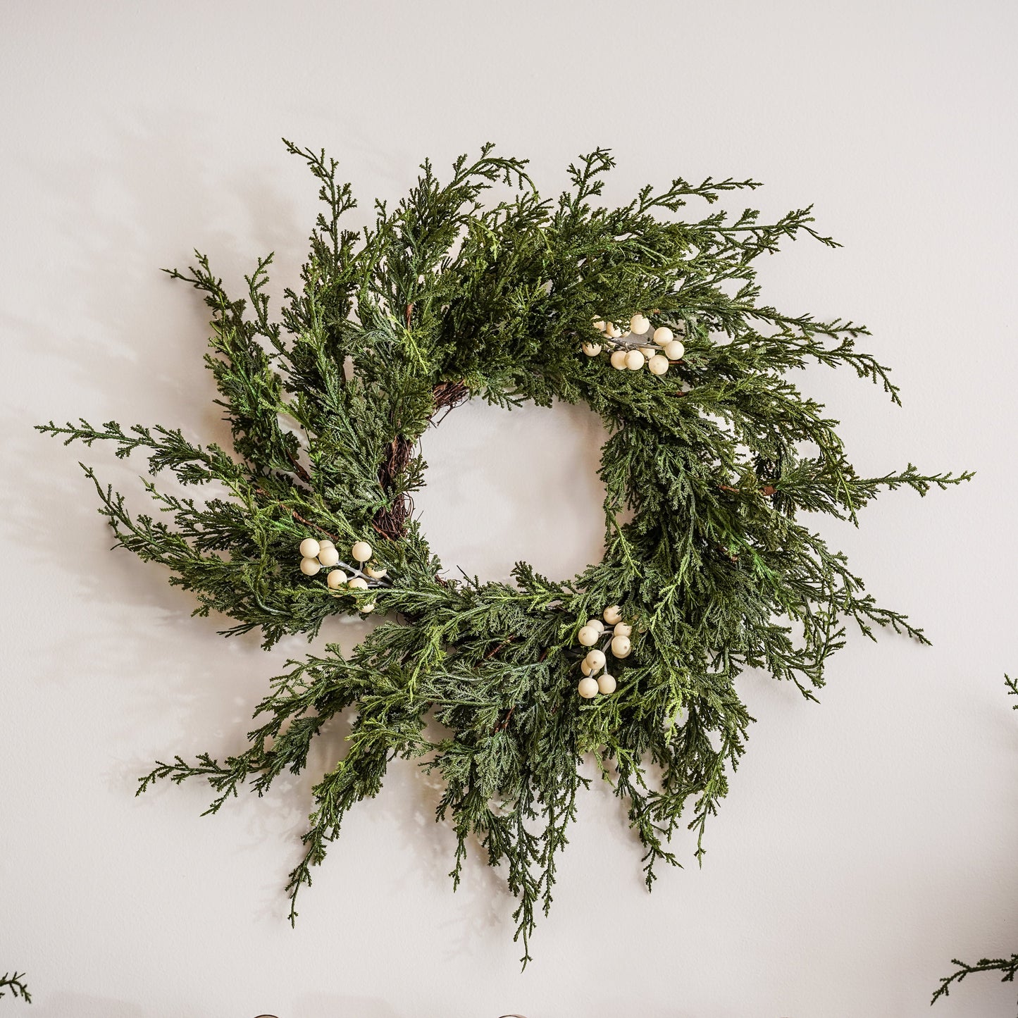 Real Touch Cedar Lake White Berry Wreath